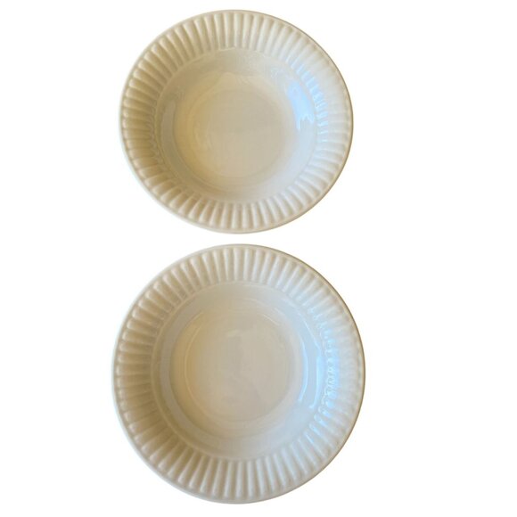 Gibson Everyday Claremont soup bowl white embossed rim 8" cereal - Picture 2 of 5